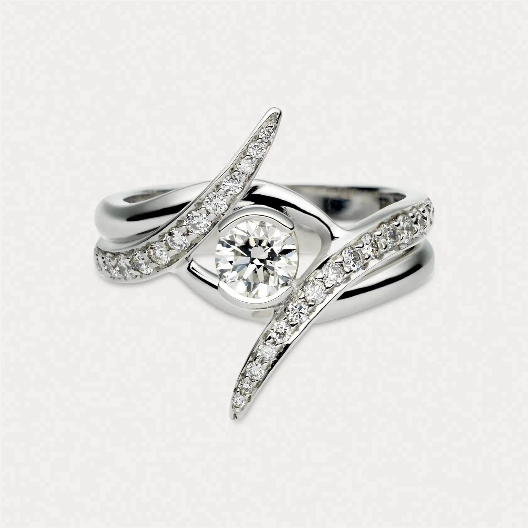 Entwined Ardour Engagement Ring Set