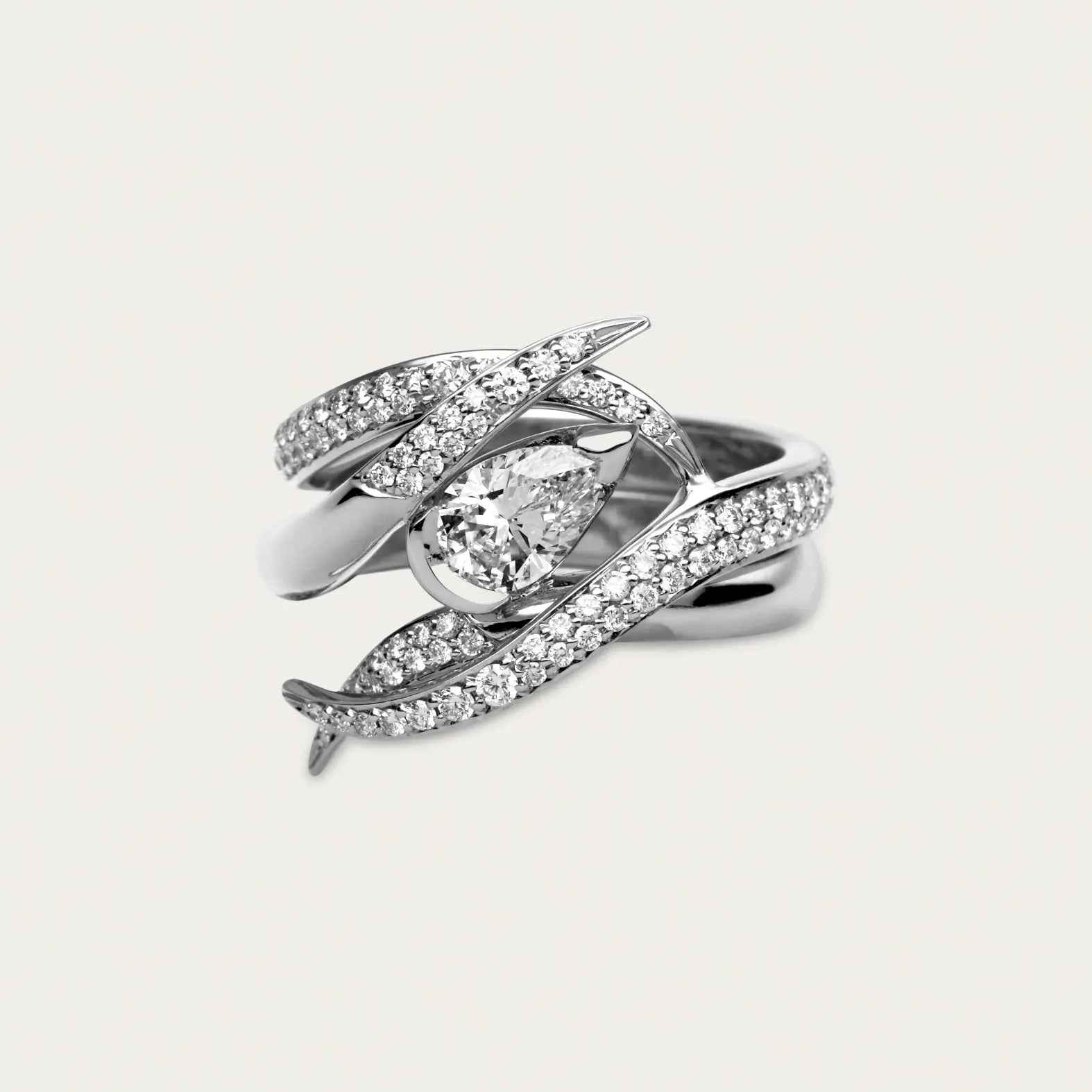 Interlocking Ariana Engagement Ring Set