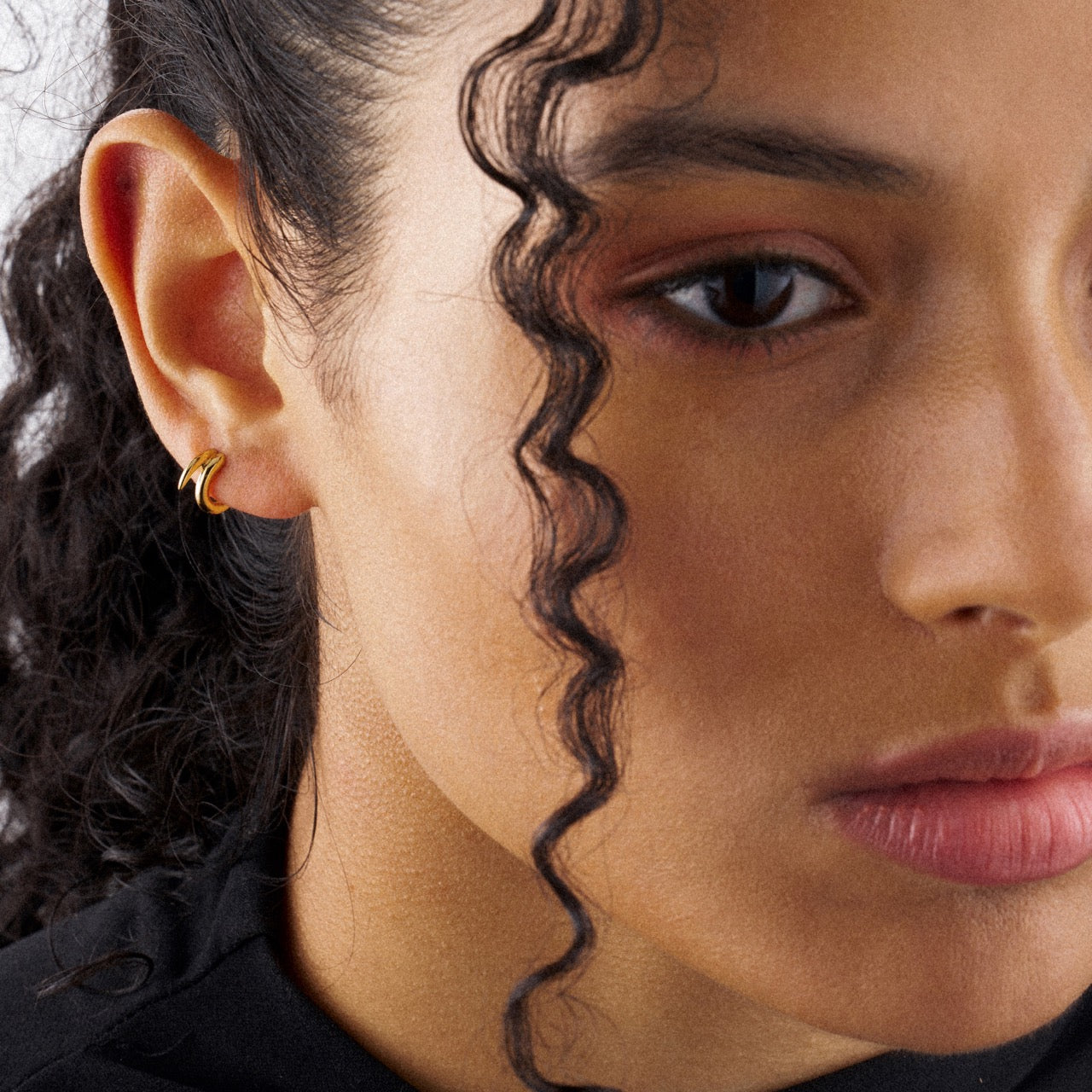 Quill Mini Hoop Earrings - Yellow Gold Vermeil