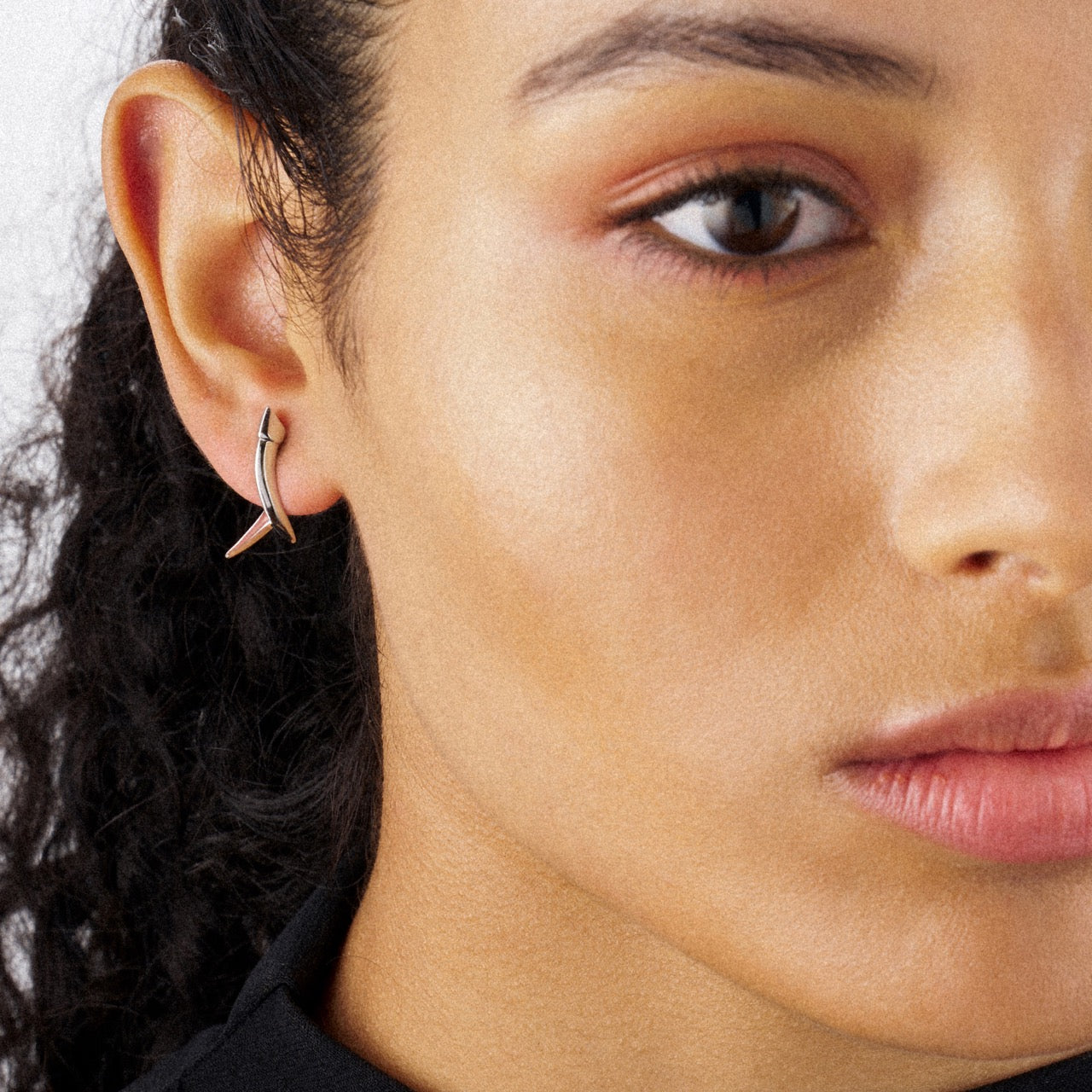 Sabre Mini Crossover Earrings - Silver
