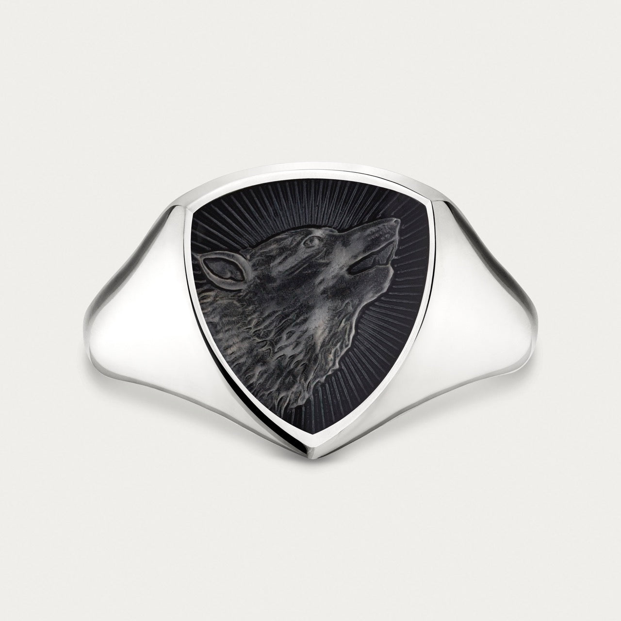 Signum Bravery Wolf Ring - 18ct White Gold & Nightfall Enamel