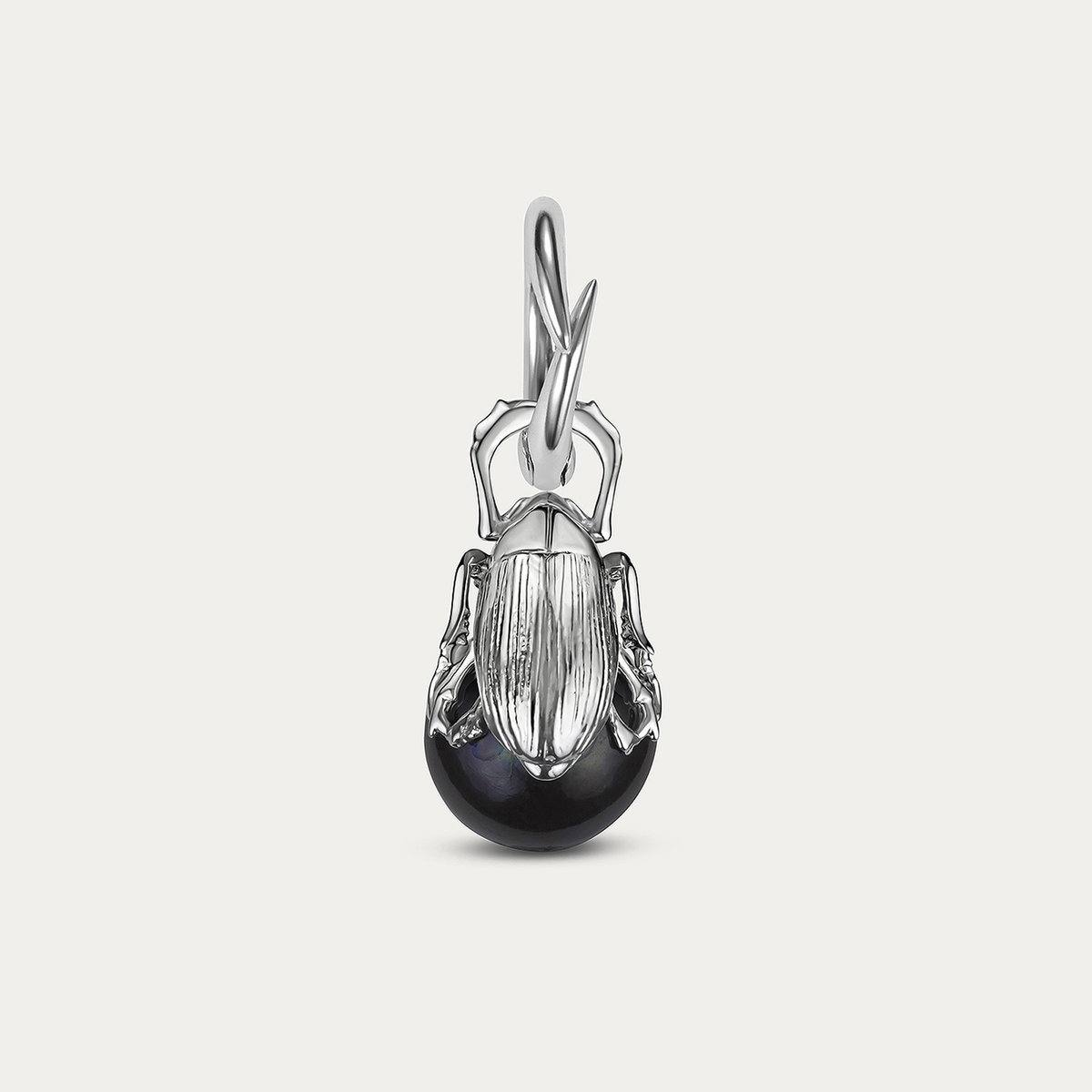 shaun-leane-london-curiosities-beetle-charm-silver