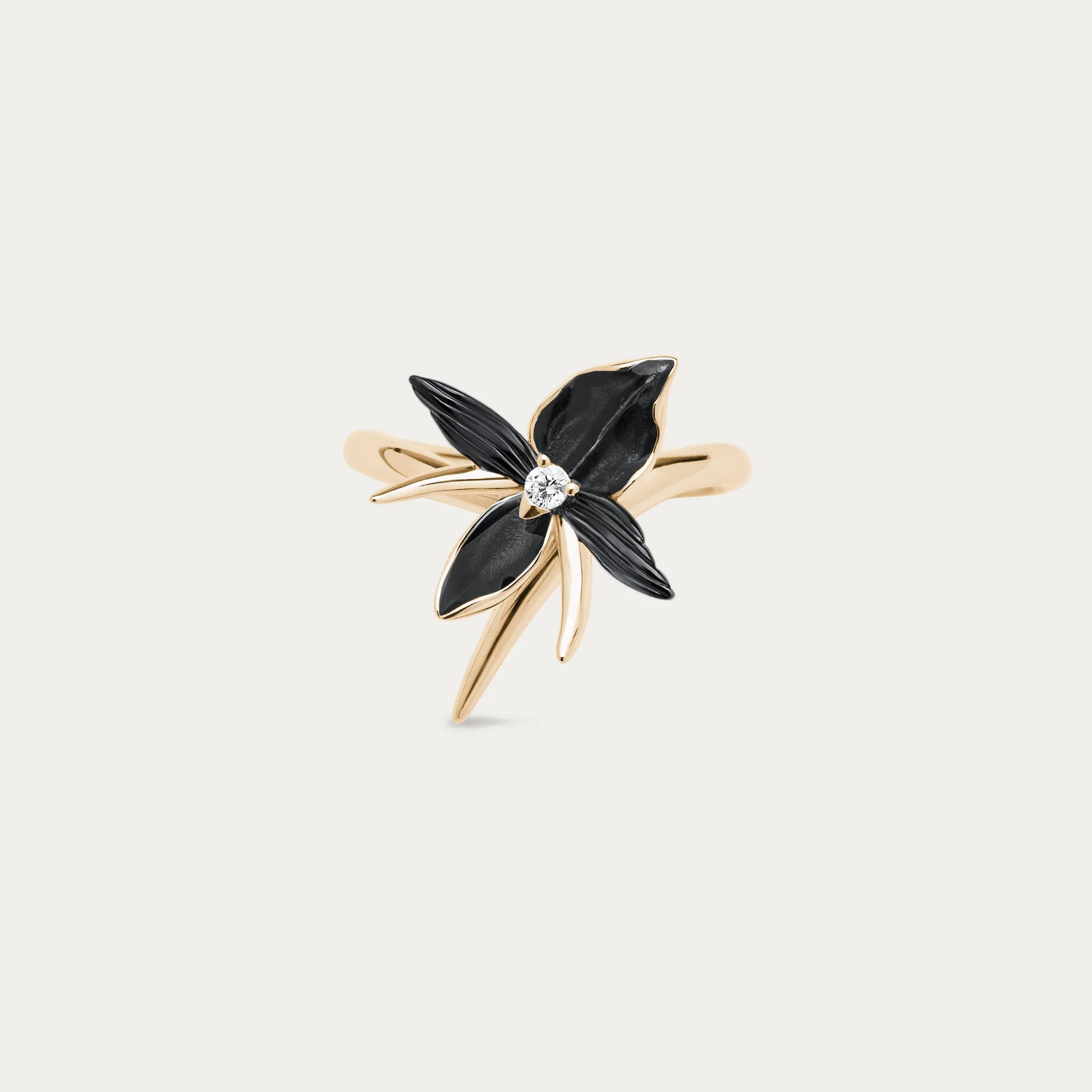 shaun-leane-london-black-orchid-interlocking-flower-ring-18ct-yellow-gold-plated
