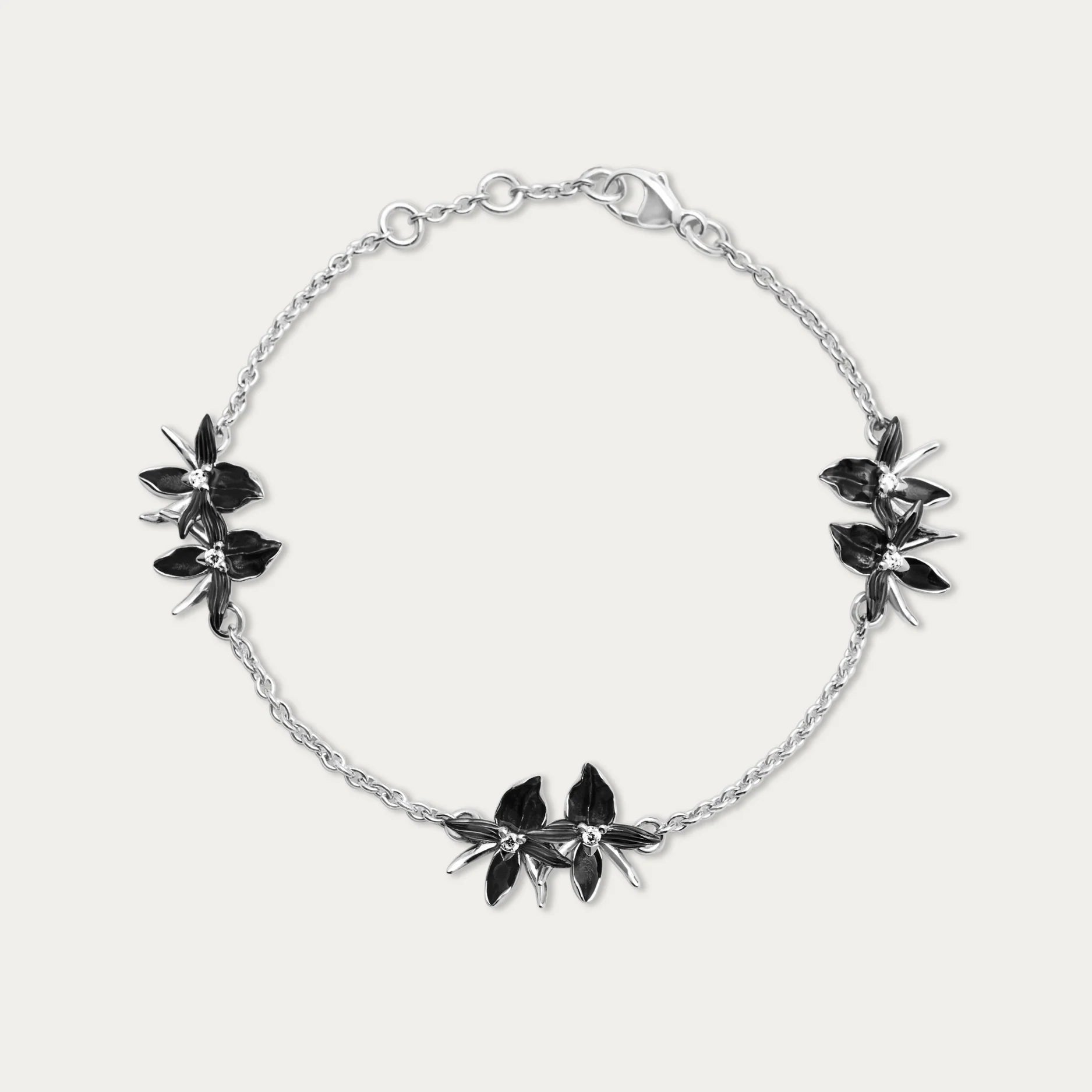 shaun-leane-london-black-orchid-triple-flower-bracelet-silver