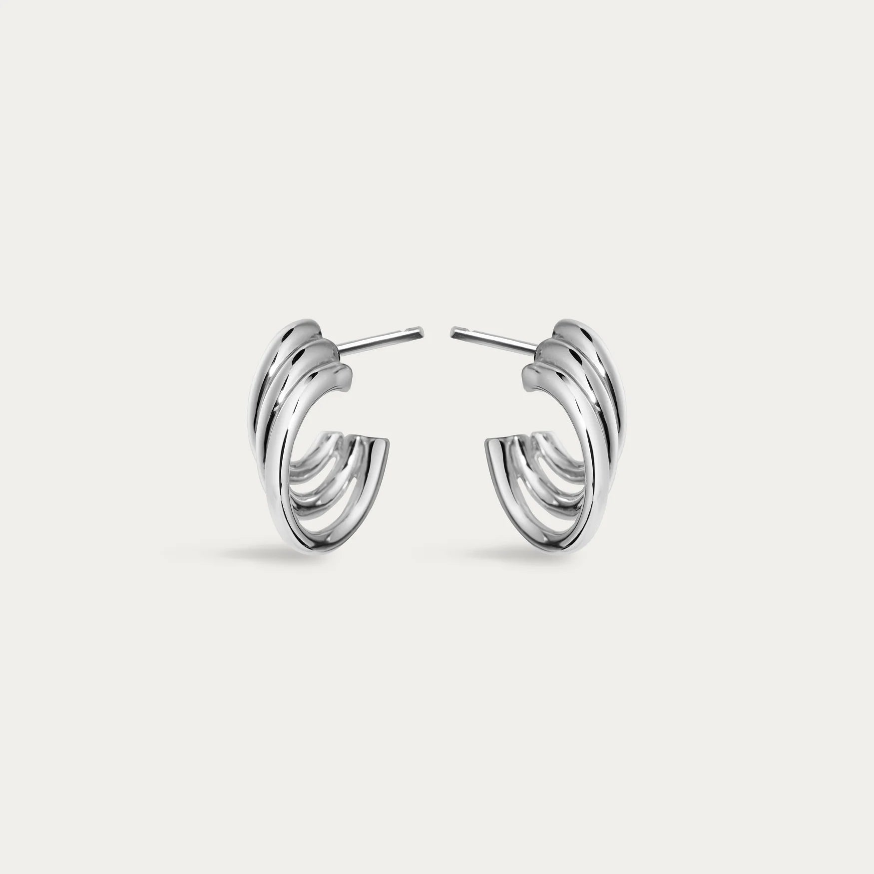 shaun-leane-london-bound-hoop-earrings-medium-silver