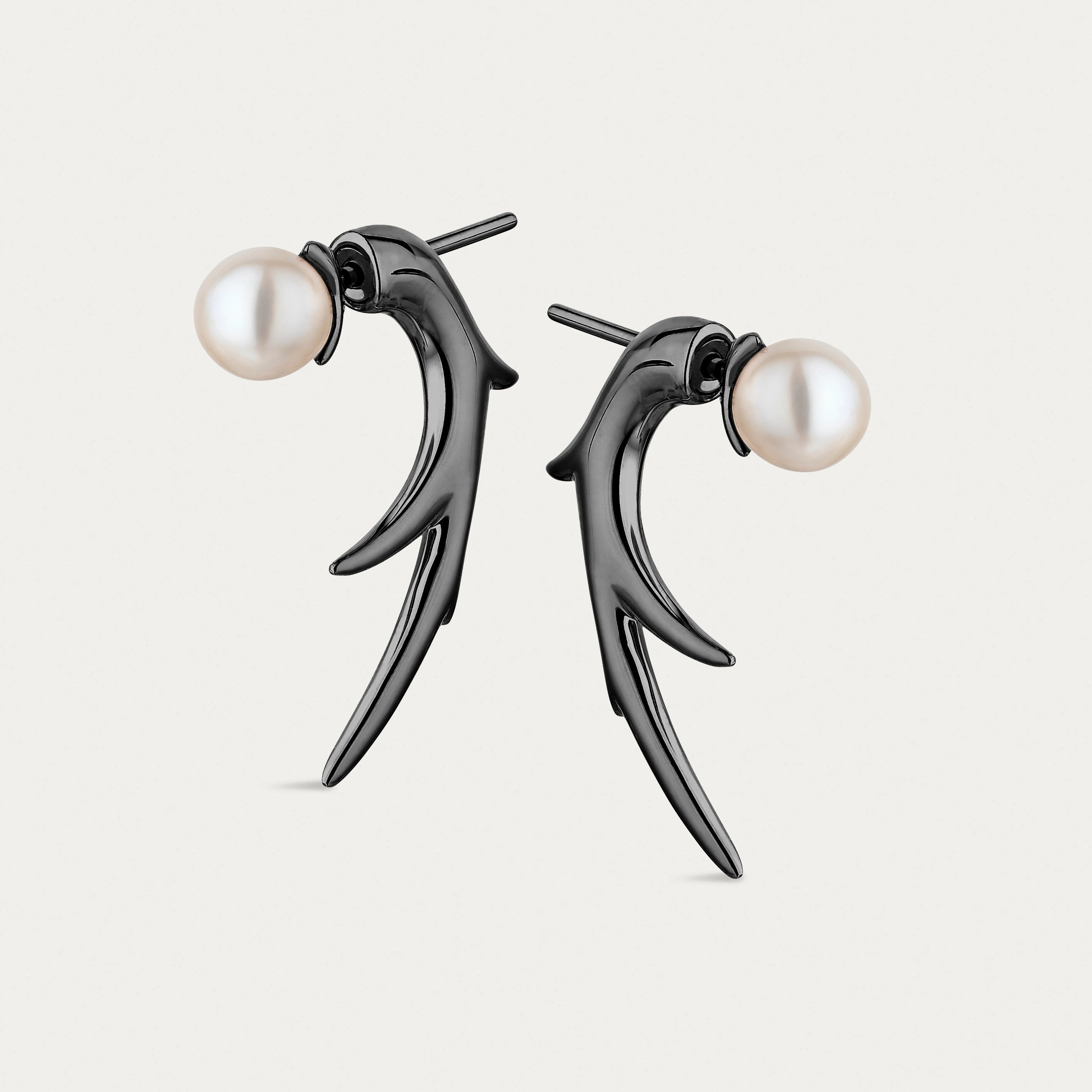 shaun-leane-london-cherry-blossom-branch-earrings black-rhodium