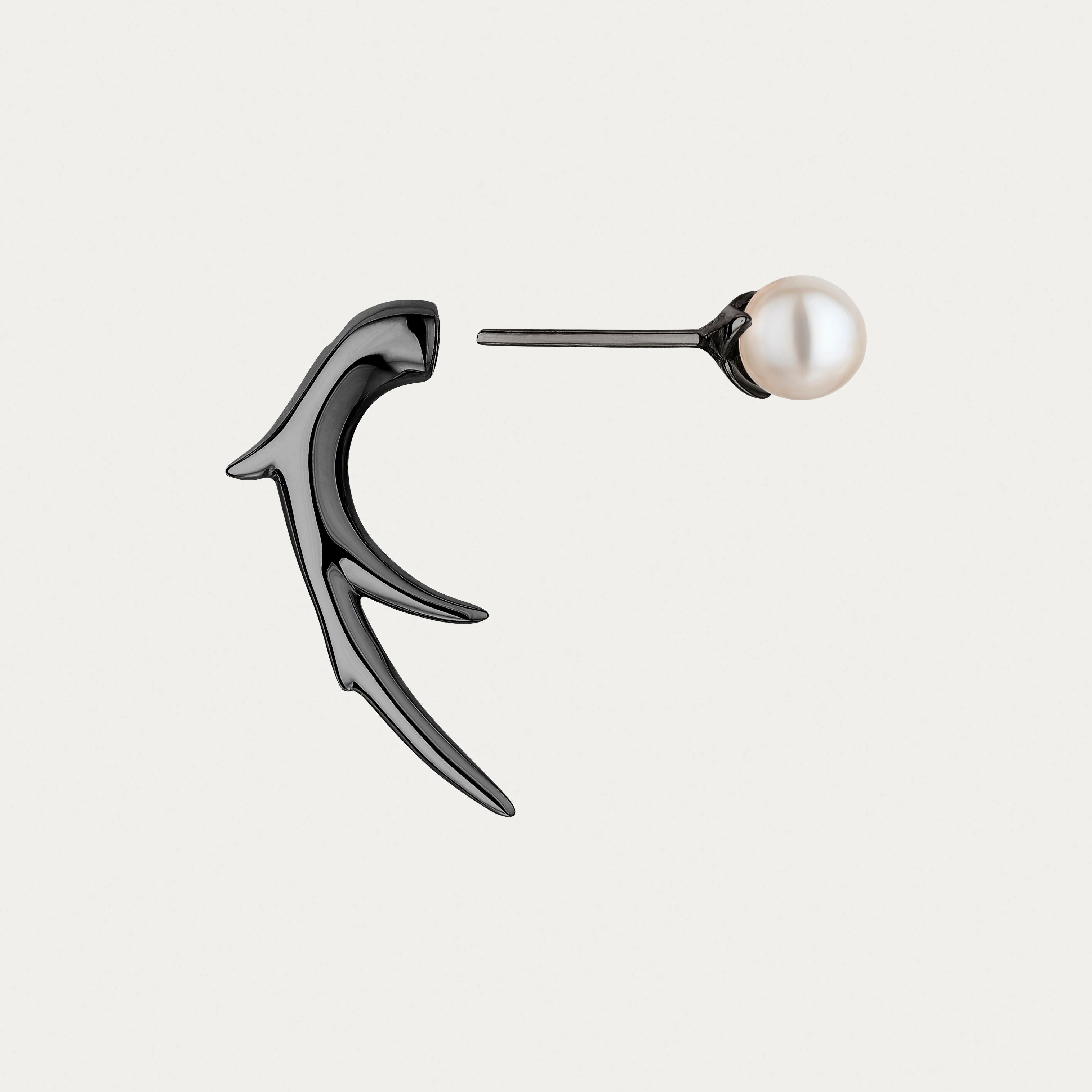 shaun-leane-london-cherry-blossom-branch-earrings_black-rhodium-open