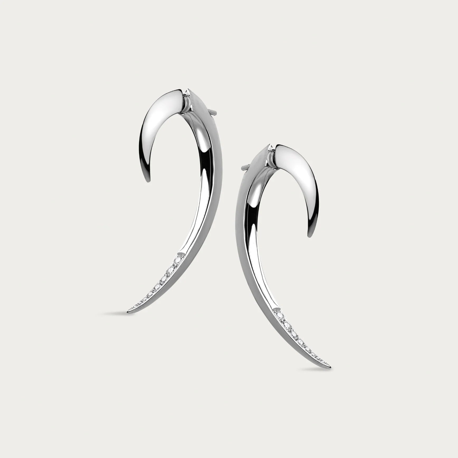 shaun-leane-london-hook-earrings-diamond-silver