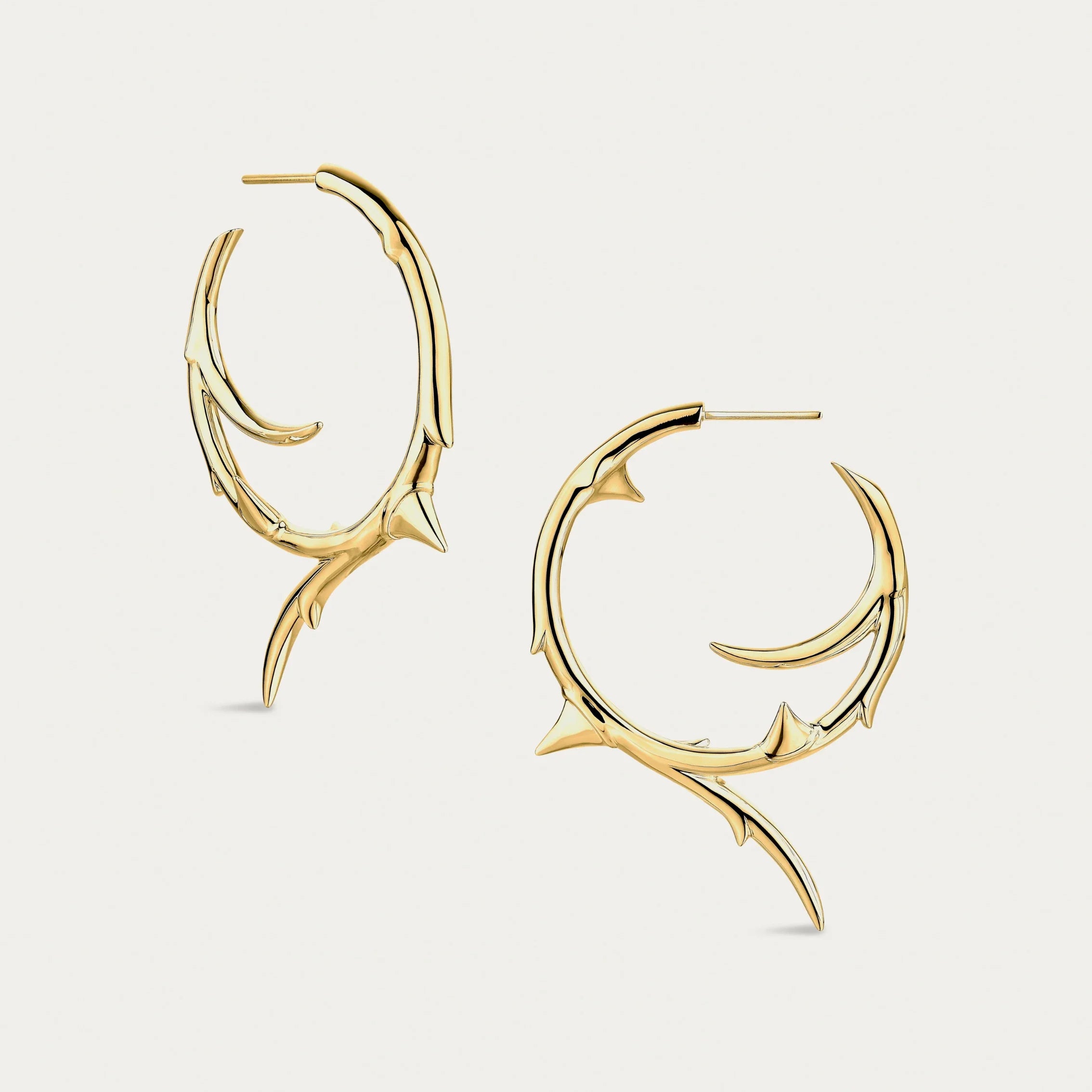 shaun-leane-london-rose-thorn-hoop-earrings-medium-18ct-yellow-gold-plated