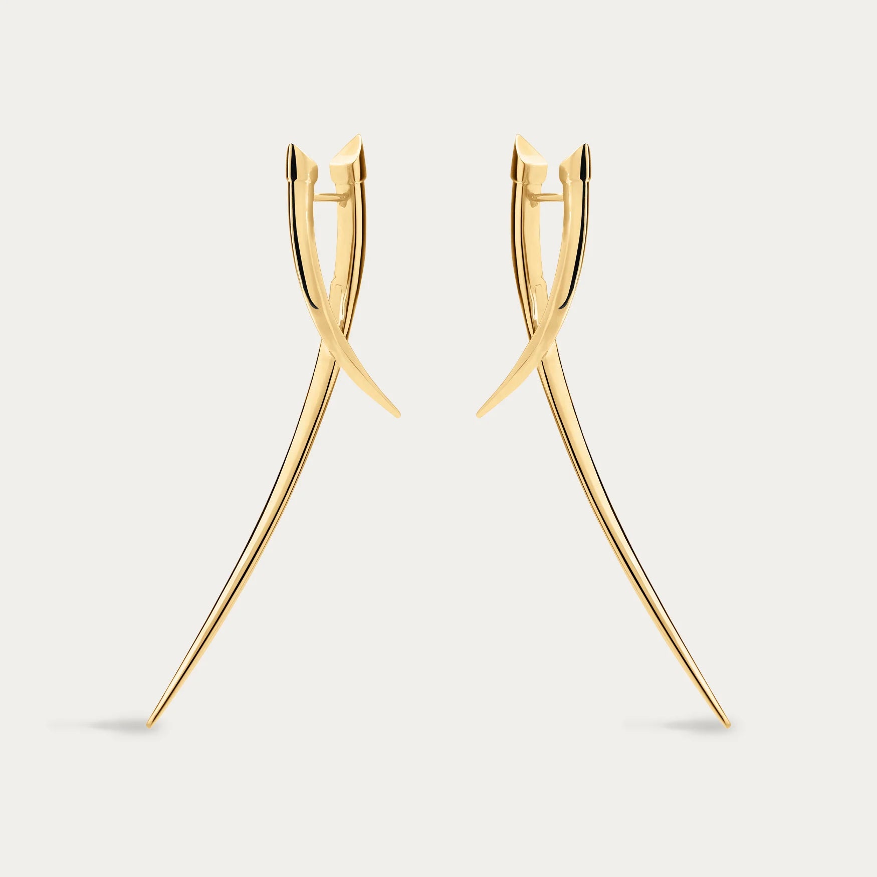 shaun-leane-london-sabre-statement-crossover-earrings-18ct-yellow-gold-plated