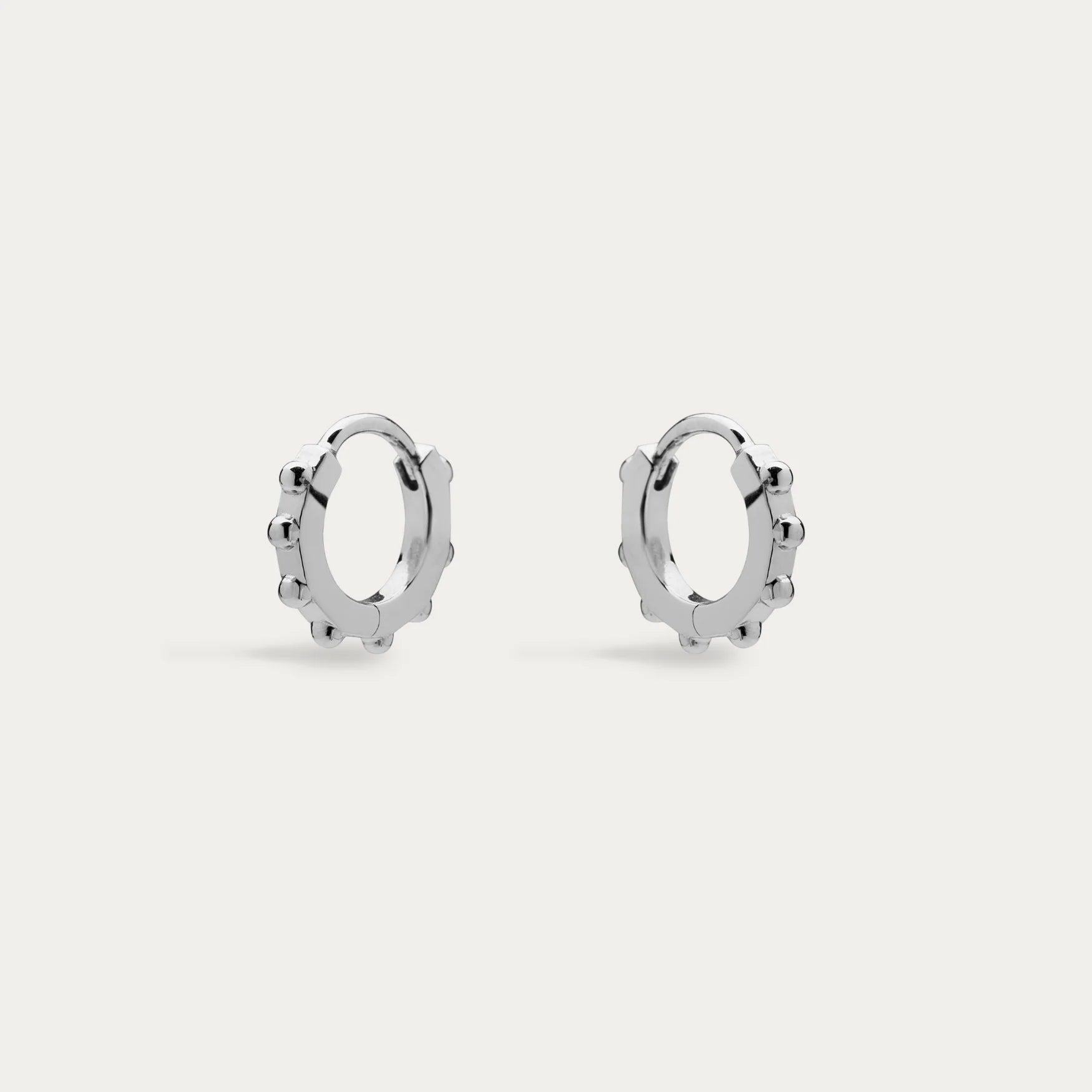 shaun-leane-london-spur-mini-hoop-earrings-silver