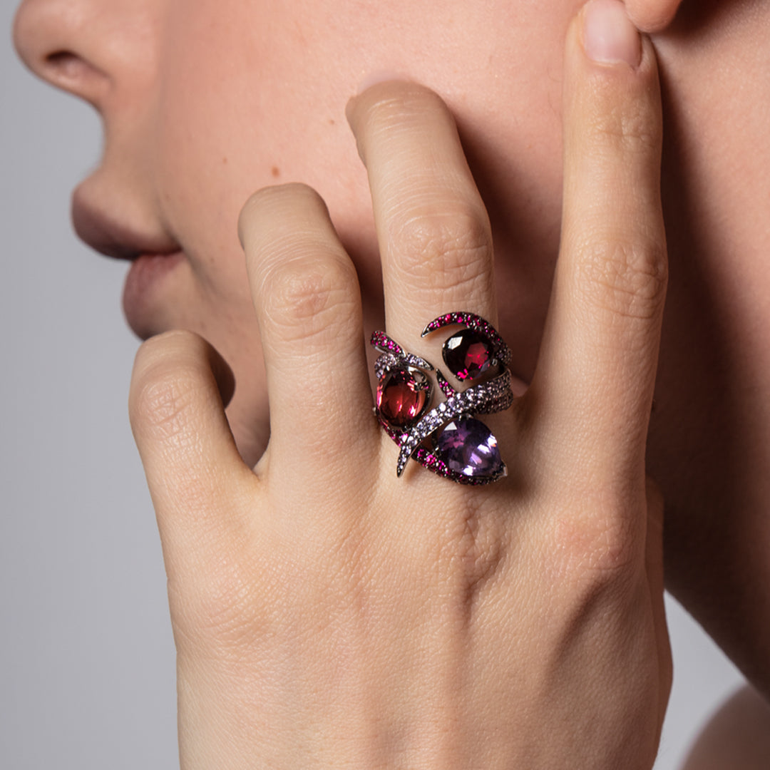 Interlocking Aurora Ring - 18ct White Gold & 2.93ct Amethyst