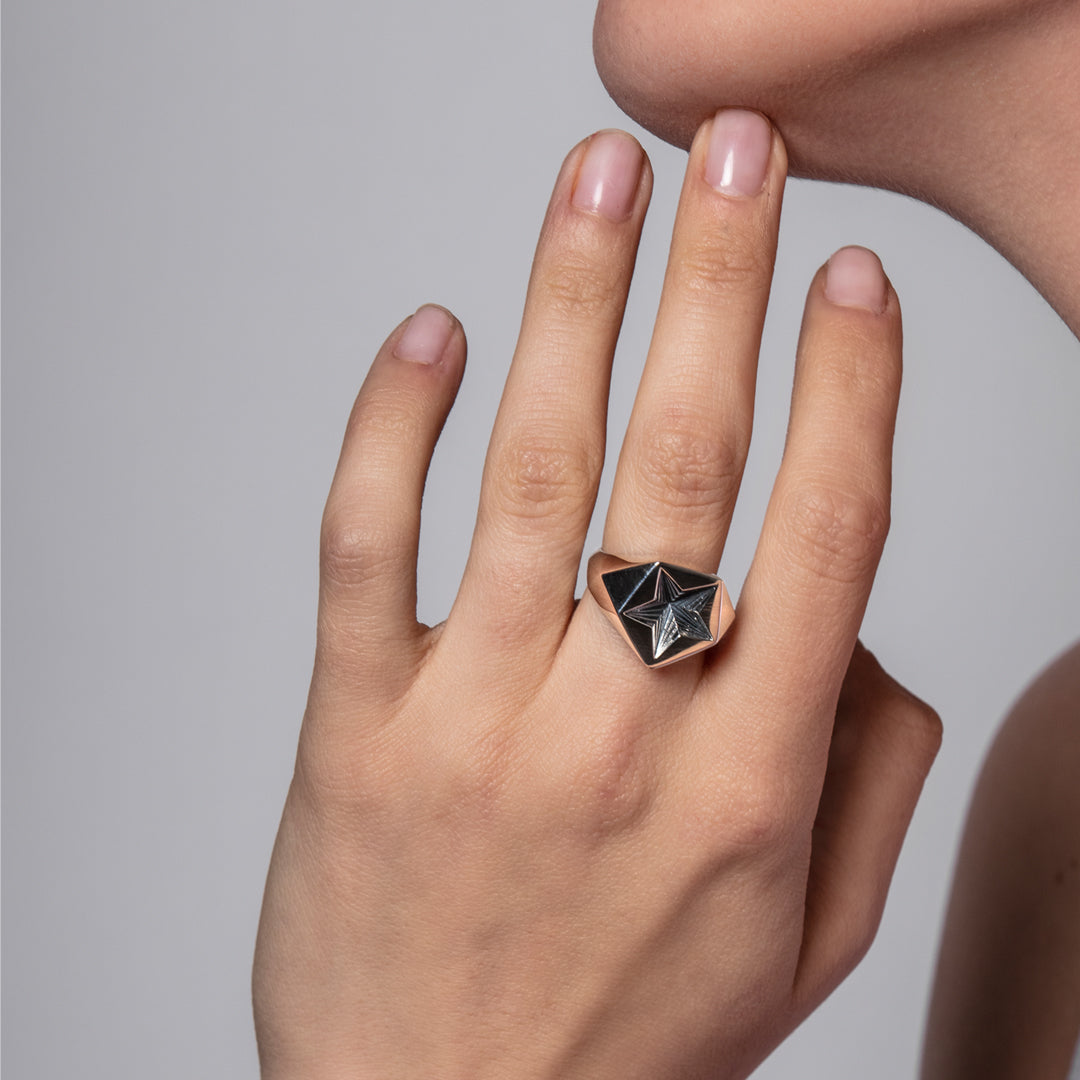 Arc Star Signet Ring - Silver